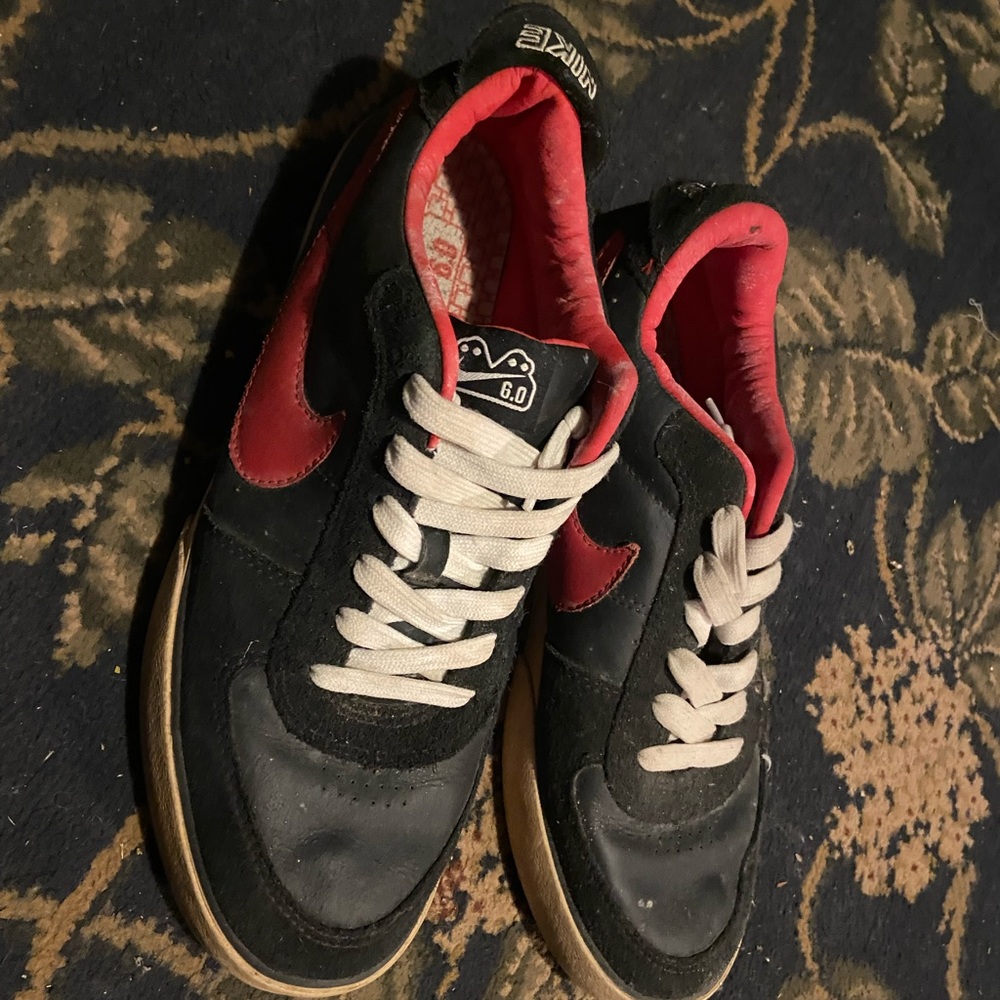 Vintage Black and Red Nikes Men's Sneakers